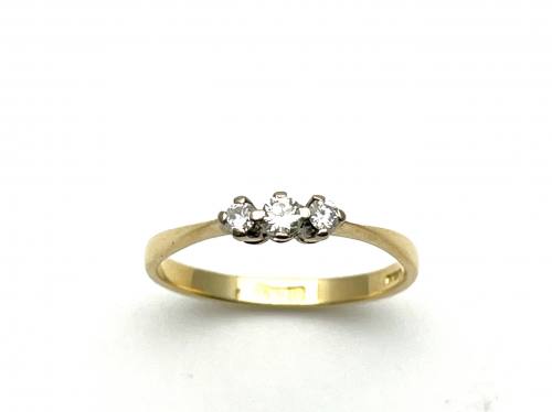 14ct Yellow Gold Diamond 3 Stone Ring