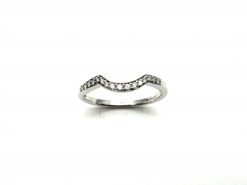 18ct Diamond Shaped Eternity Ring