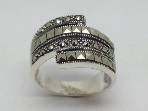 Silver Marcasite 4 Row Wide Ring Size N 1/2