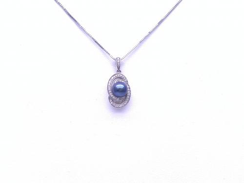 9ct Cultured Pearl & Diamond Pendant & Chain