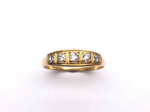 An Old 18ct Yellow Gold Diamond 5 Stone Ring