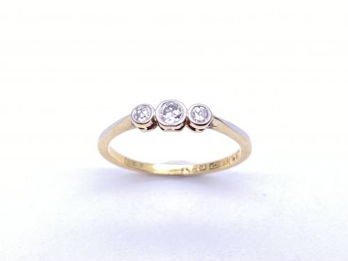 18ct Diamond 3 Stone Ring