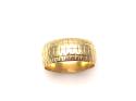 18ct Patterned Wedding Ring 7.5mm