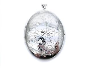 Silver Oval Engraved Locket