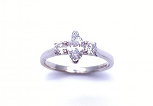 18ct Diamond 3 Stone Ring