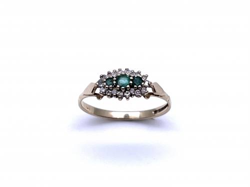 9ct Emerald & Diamond Cluster Ring