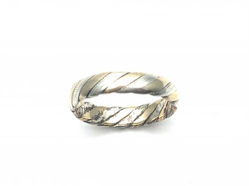 9ct Two Colour Patterned Wedding Ring