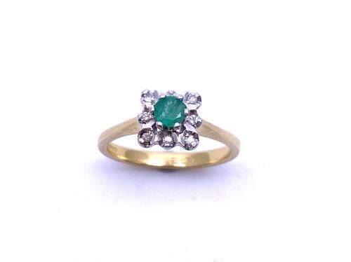 18ct Emerald & Diamond Cluster Ring