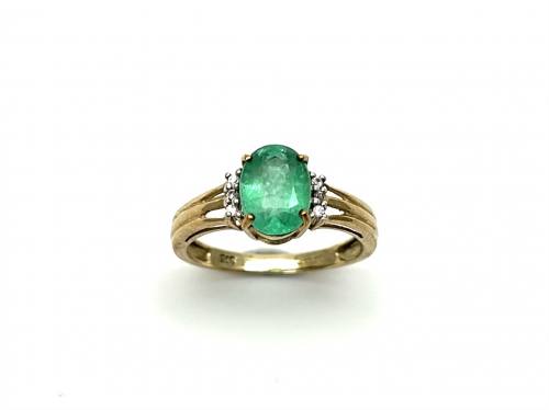 9ct Yellow Gold Emerald & Zircon Ring