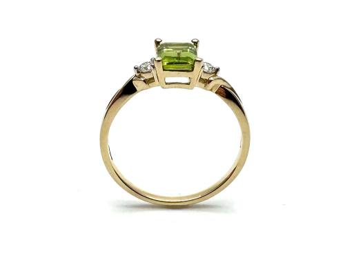 9ct Yellow Gold Peridot & Diamond Ring