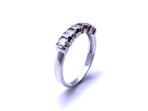 18ct White Gold Moissanite Ring