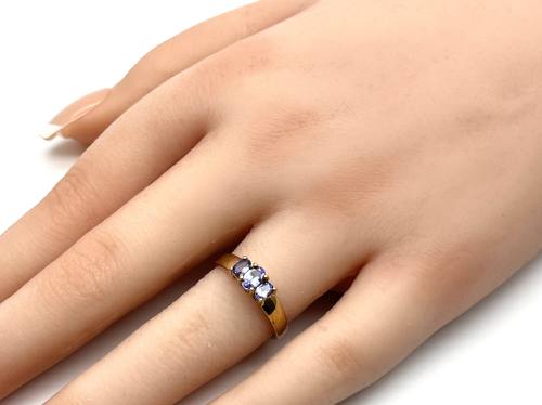 9ct Tanzanite Three Stone Ring