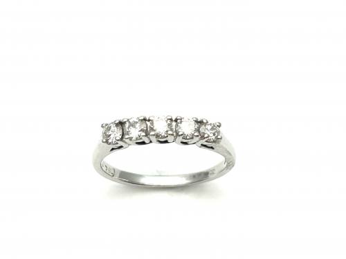 18ct Diamond Five Stone Ring