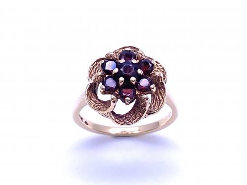 9ct Yellow Gold Garnet Cluster Ring