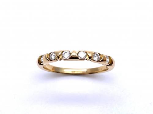 18ct Yellow Gold Diamond 6 Stone Ring