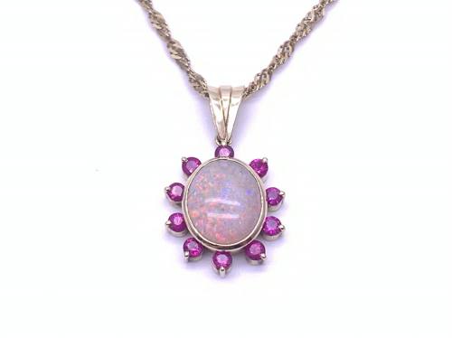 9ct Synthetic Stone Pendant & Chain