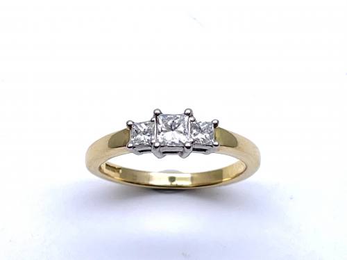 18ct Princess Cut Diamond 3 Stone Ring