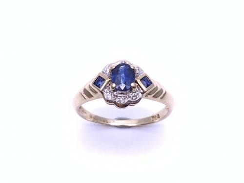 9ct Sapphire & Diamond Ring