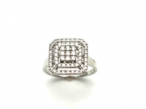 14ct Diamond Halo Ring Est 0.50ct