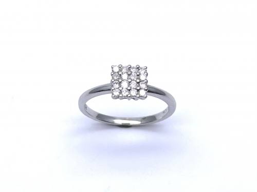 18ct White Gold Diamond Cluster Ring