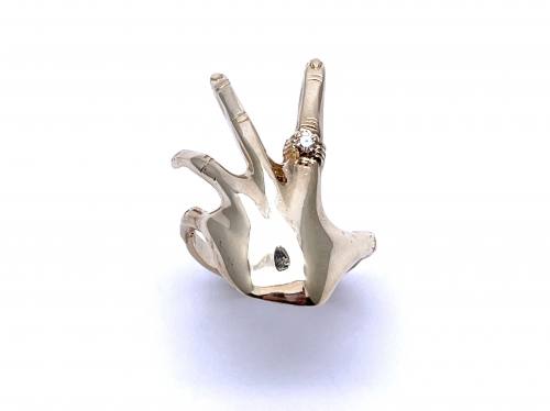 9ct Yellow Gold CZ Hand Ring