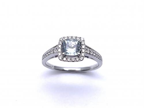 18ct Aquamarine & Diamond Ring
