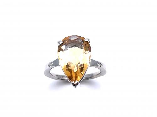 9ct Yellow Gold Quartz & Diamong Ring