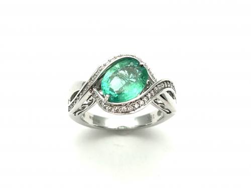 18ct Emerald and Diamond Ring