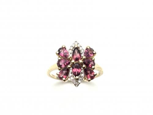 9ct Yellow Gold Garnet & Diamond Ring