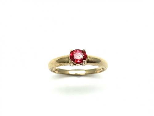 9ct Yellow Gold Garnet Solitaire Ring