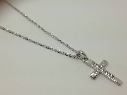 Silver Swarovski Cross Pendant & Chain (0.10ct)