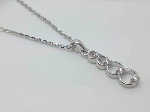 Silver Swarovski Rings Pendant & Chain (0.10ct)