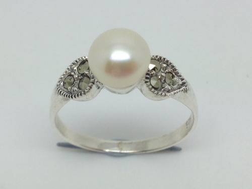 Silver Pearl & Marcasite Ring