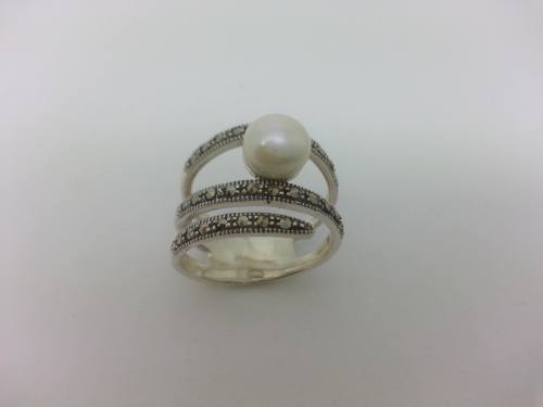 Silver Freshwater Pearl & Marcasite Band Ring