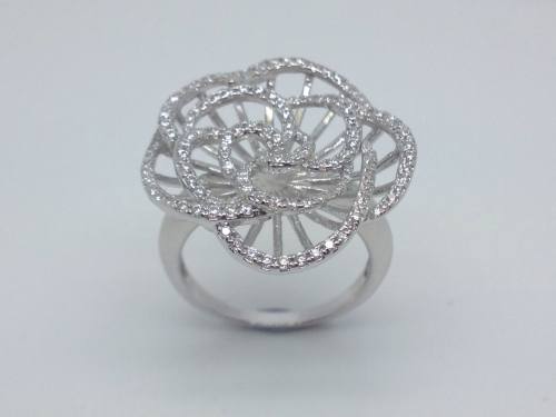 Silver CZ flower Ring Size M Rhodium Plated