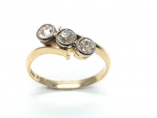 An Diamond Three Stone Ring
