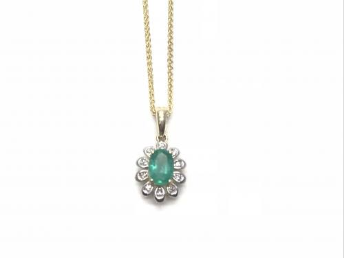 9ct Yellow Gold Emerald & Diamond Pendant & Chain