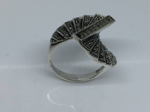 925 Marcasite Twisted Stair Ring