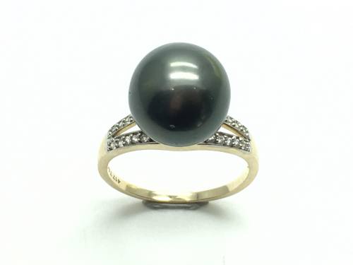 9ct Yellow Gold Pearl & CZ Ring