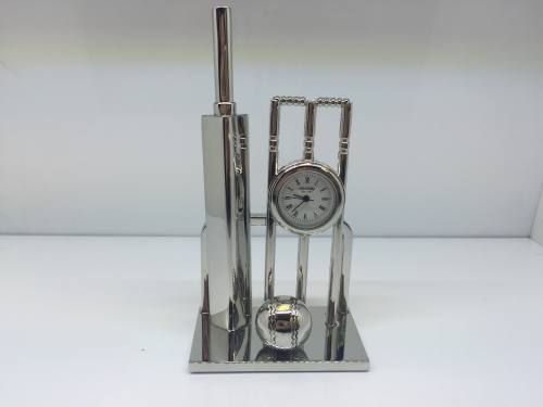 Miniature Clock - Cricket Bat Ball & Wickets