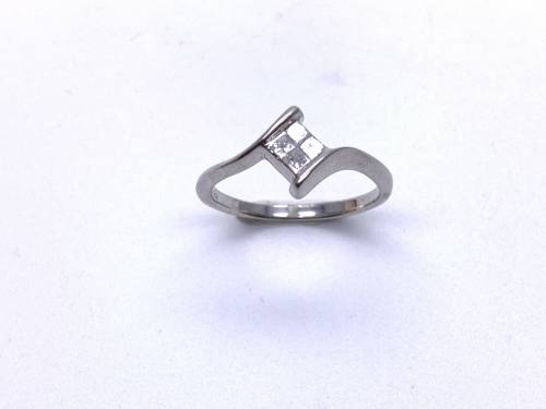 9ct Princess Cut Diamond Cluster Ring