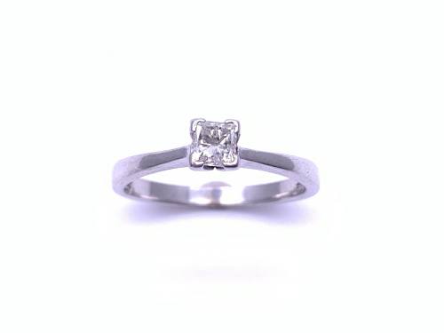 18ct Princess Cut Diamond Solitaire