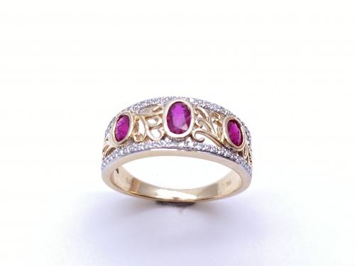 9ct Yellow Gold Ruby and Diamond Ring