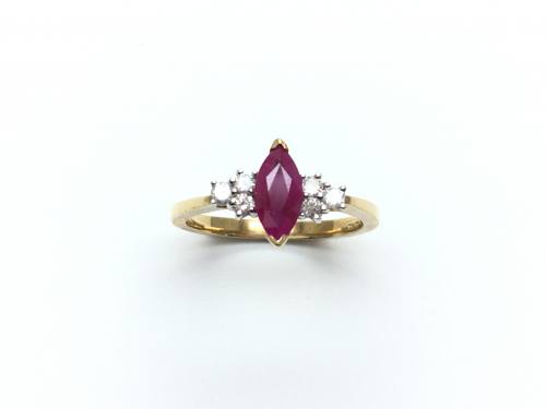 9ct Yellow Gold Ruby & Diamond Ring 0.20ct