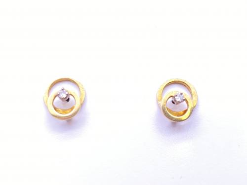 18ct Yellow Gold Diamond Knot Earrings