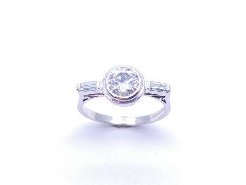18ct Synthetic Moissanite Ring