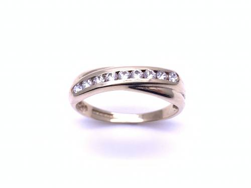 9ct Yellow Gold CZ Crossover Ring