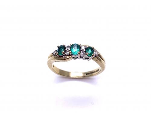 9ct Synthetic Emerald & Diamond Ring