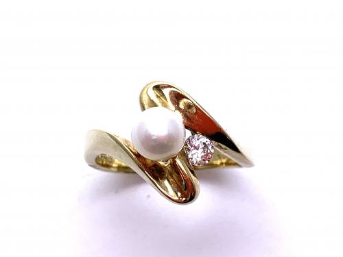 Pearl and C.Z Ring