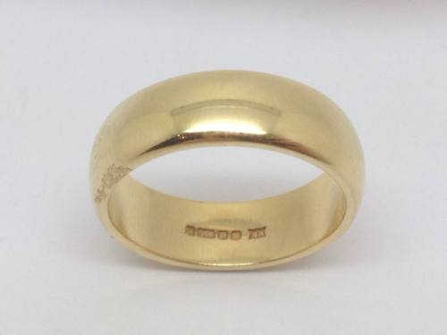 18ct Wedding Ring 5mm Size K